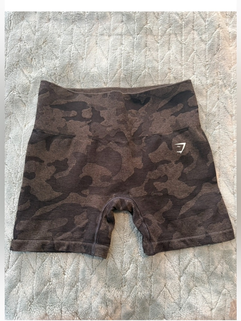Gymshark Adapt Camo Ribbed Seamless Shorts - Black/Camo Brown Size Small